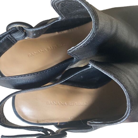 Banana Republic | Open Toe Bootie - Picture 5 of 8